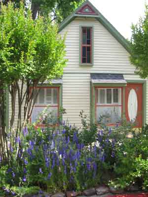 Eureka Springs cottage