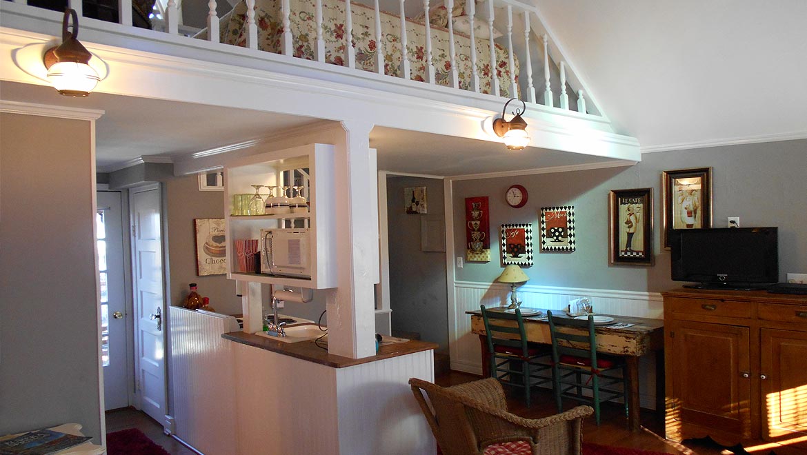 Sitting area in the Eureka Springs Cottage, The Carriage House